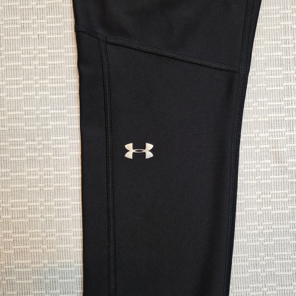 Under Armour HeatGear Cropped Leggings, Black, Size Small - Picture 3 of 3
